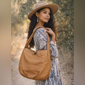 J.Crew Tan Leather Hobo Bag Soft Slouchy Shoulder Purse Large